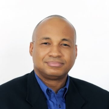 Ambassador Headshot Eric Robertson